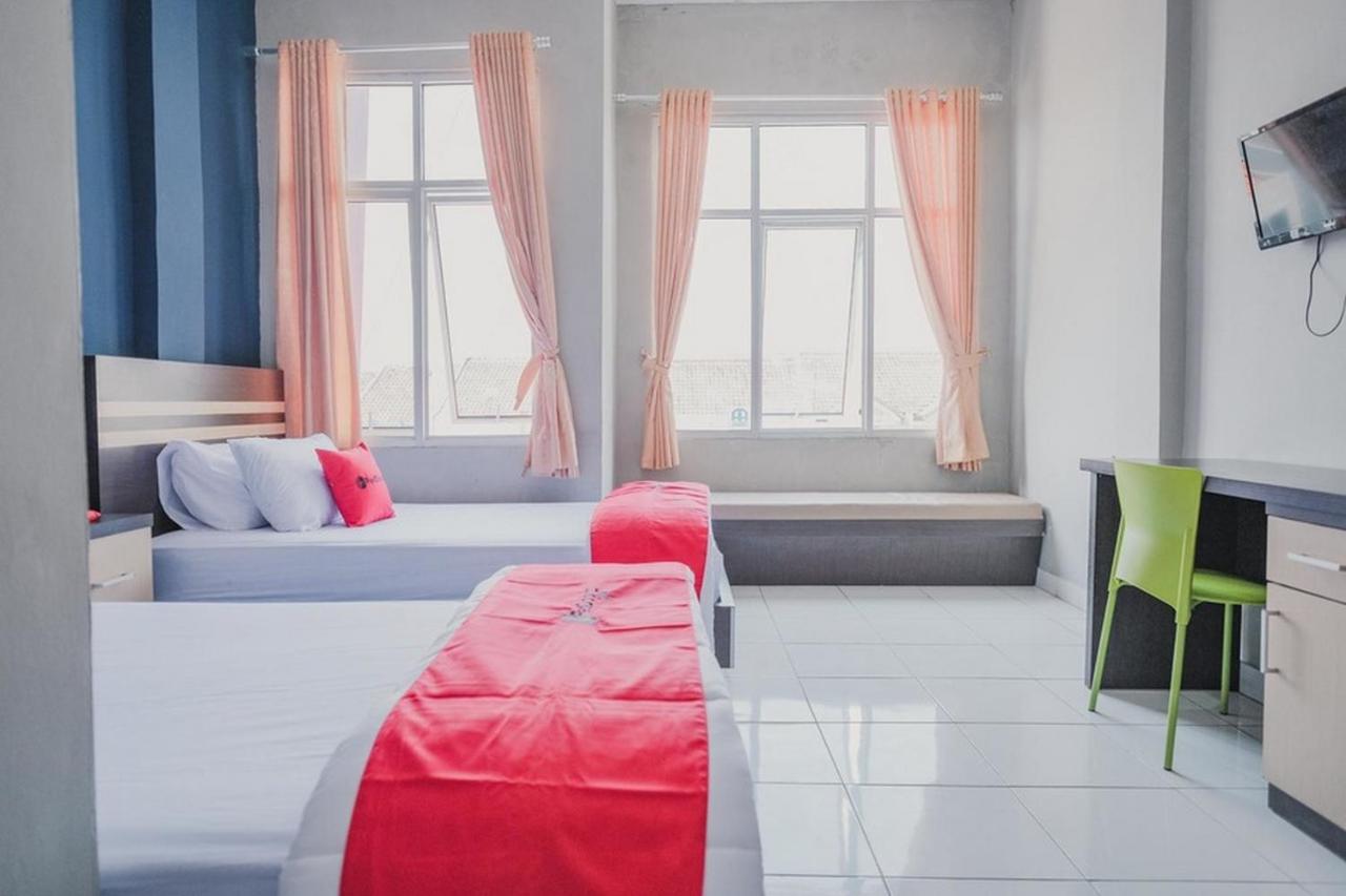 Reddoorz @ Jalan Hayam Wuruk Lampung 2 Hotell Bandar Lampung Exteriör bild